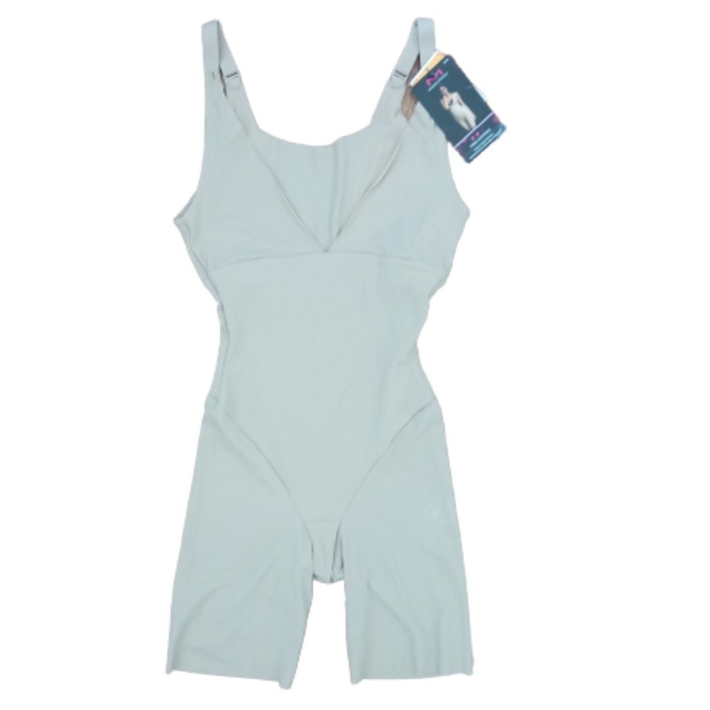 Maidenform Firm Control Shapewear Small Nude